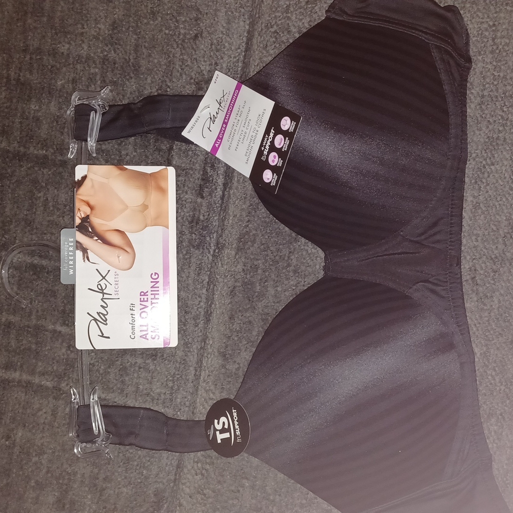 Playtex Full Coverage Wirefree Bra